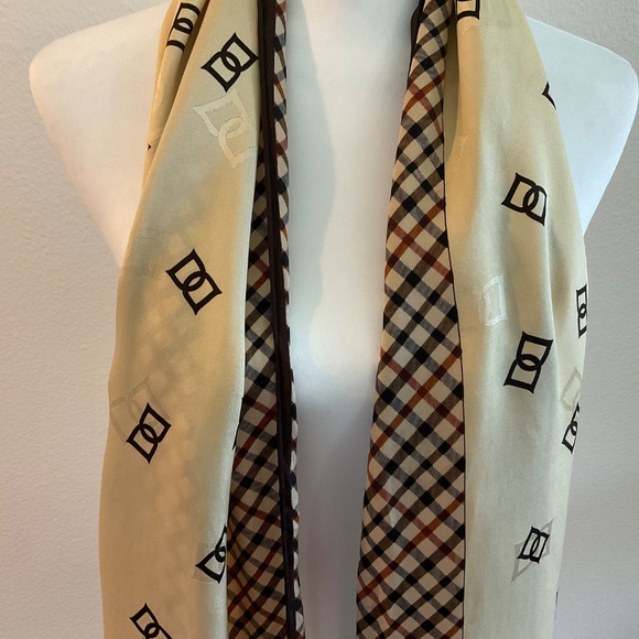 DAKS LONDON Scarf - Picture 2 of 8